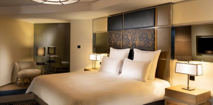 deluxe-suite-garden-view-3