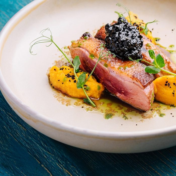 fine-dining-nedir-istanbulda-bogaz-manzarasi-esliginde-seckin-bir-deneyim